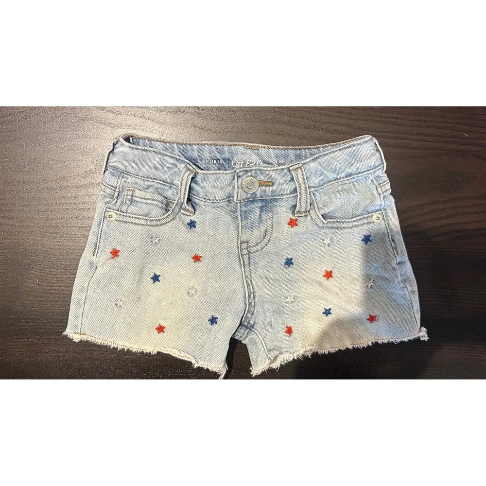 Cat & Jack Girls Light Wash Denim Cut Off Shorts Patriotic Shorts size XS 4/5